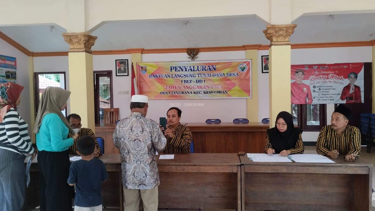 PENYALURAN BLT DD 2 BULAN DESA JANGRANA