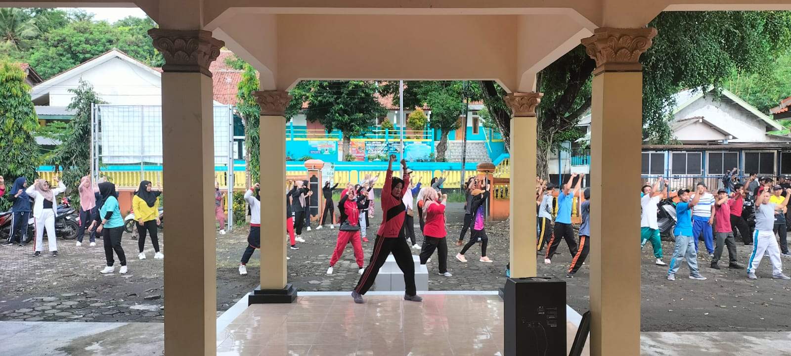 Senam Pagi Perangkat Desa